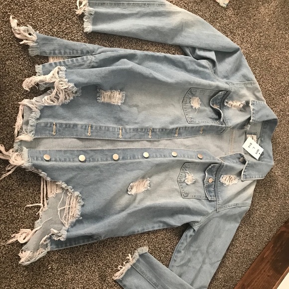 Distressed jean jacket - Picture 1 of 4